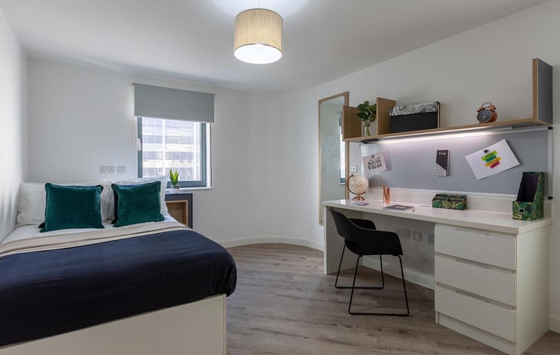 Newport Road, City Centre, Cardiff - Image 1